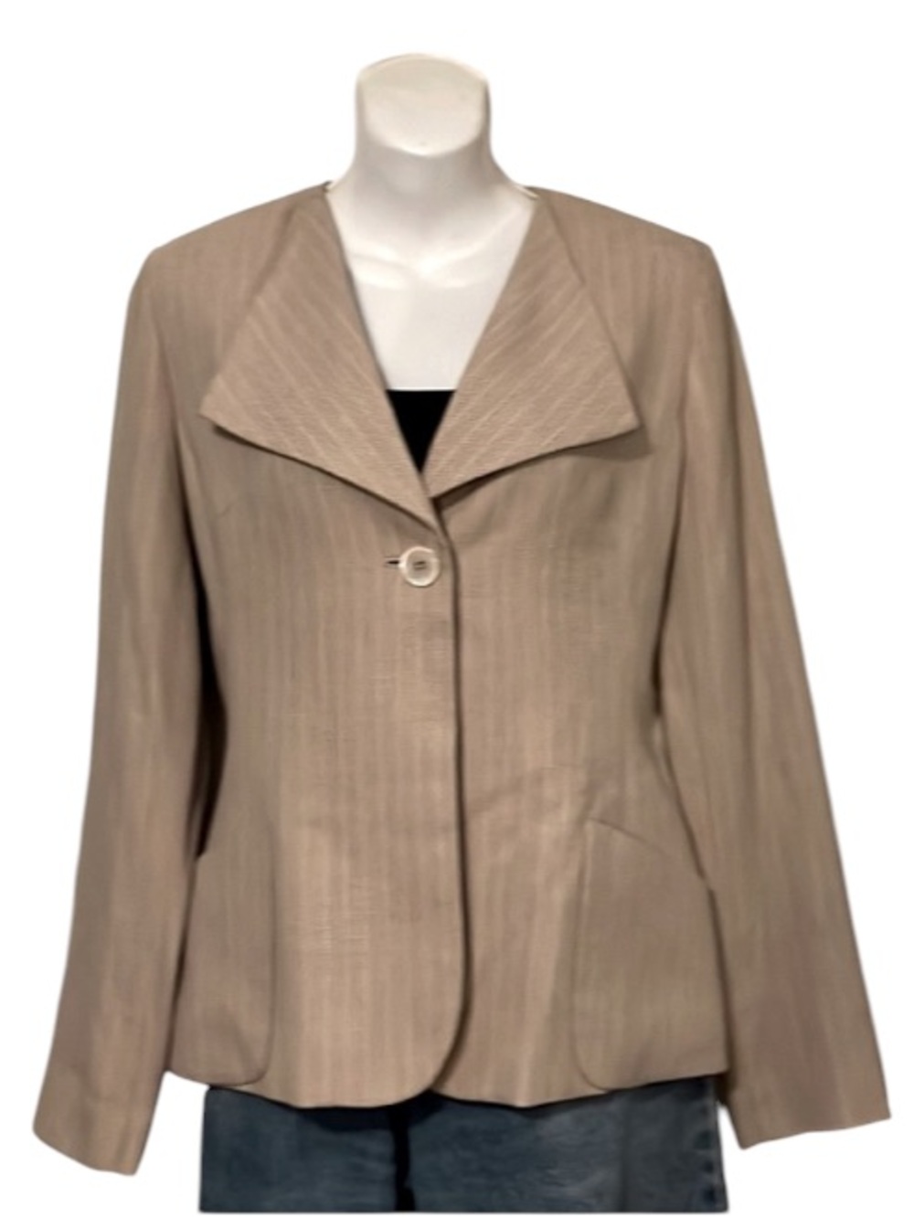 Vintage Women’s Doncaster Tan Chevron Pattern Fitted Short Hourglass Blazer 4